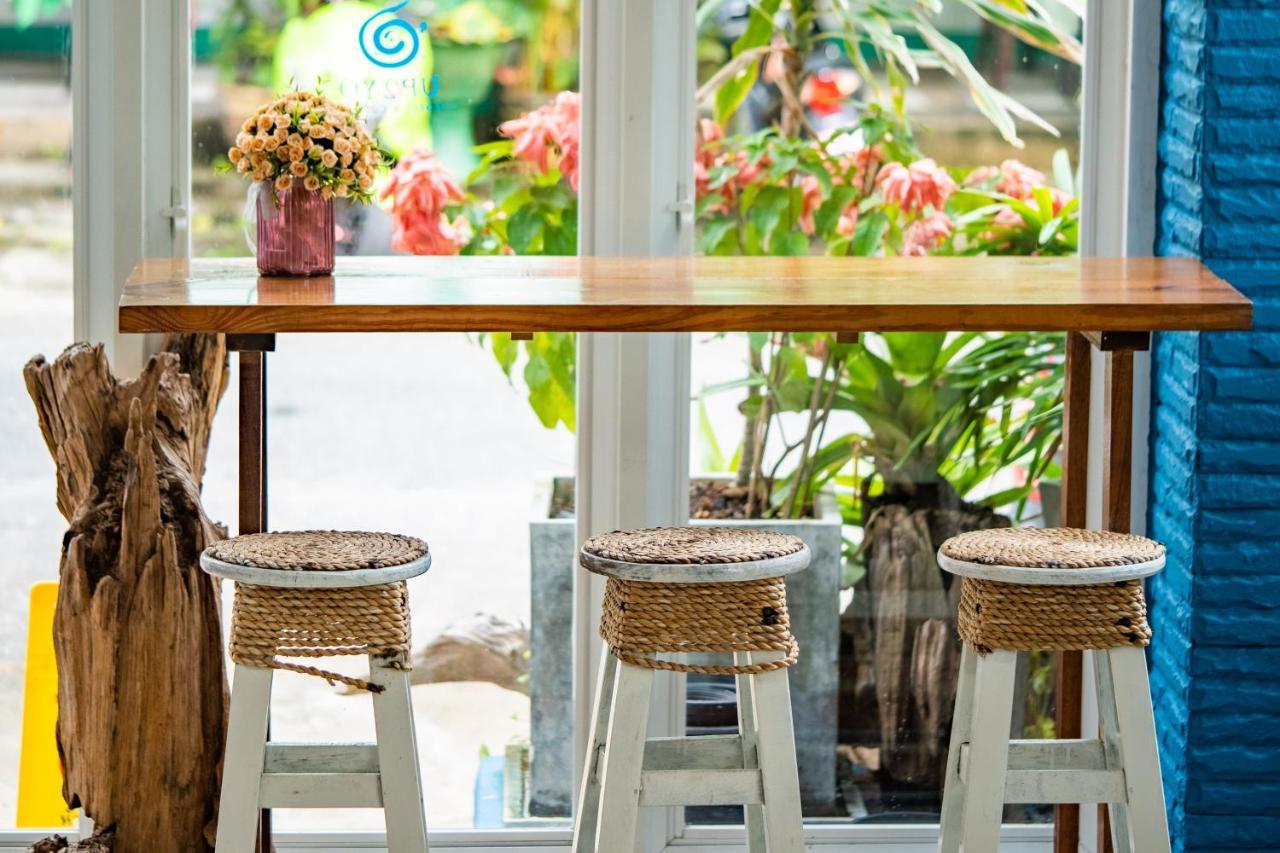 Meow Cafe & Hotel Patong 外观 照片