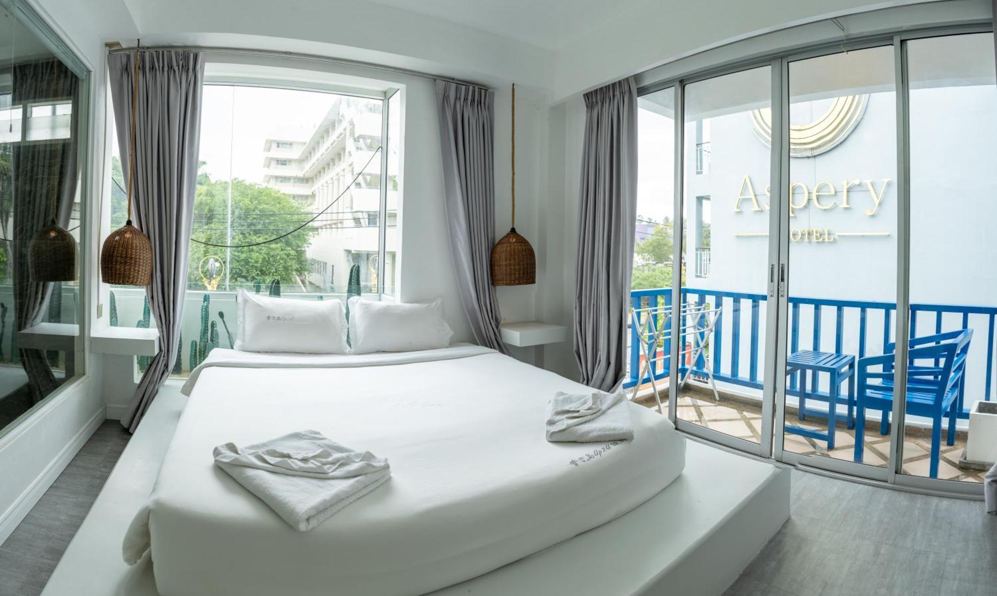 Meow Cafe & Hotel Patong 外观 照片
